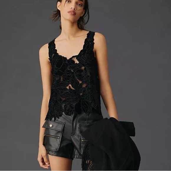 Anthropologie Floral Appliqué Tank Top | Size XS | Black | Sold Out online - Picture 1 of 6